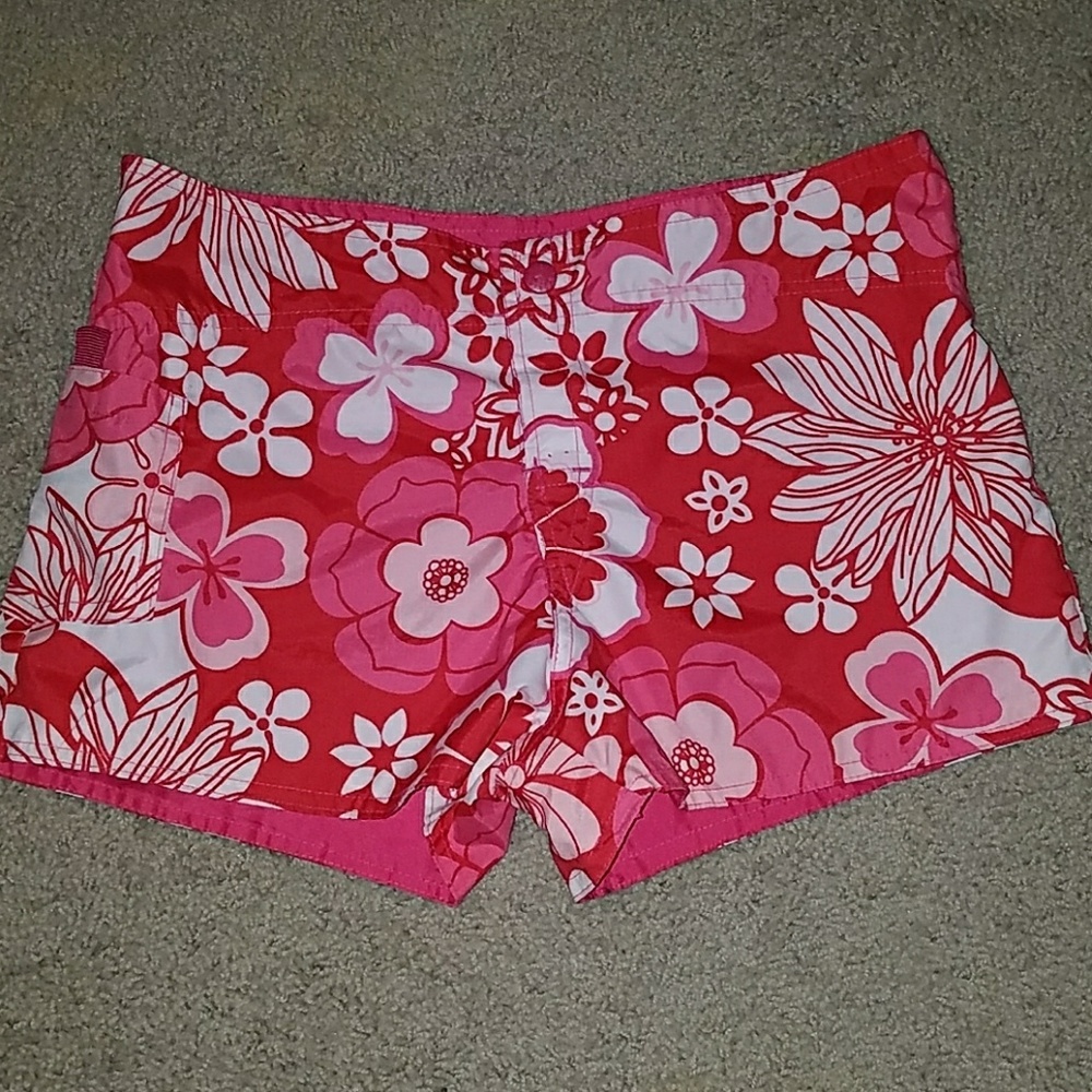 NWOT Pink and White Reversible Board Shorts